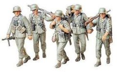 Ger. Machine Gun Crew